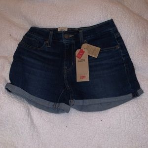 Levi’s denim shorts
